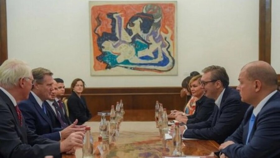 PREDSEDNIK VUČIĆ SA KONGRESMENOM TARNEROM: Srbija ulaže napore za održiv dogovor sa Prištinom