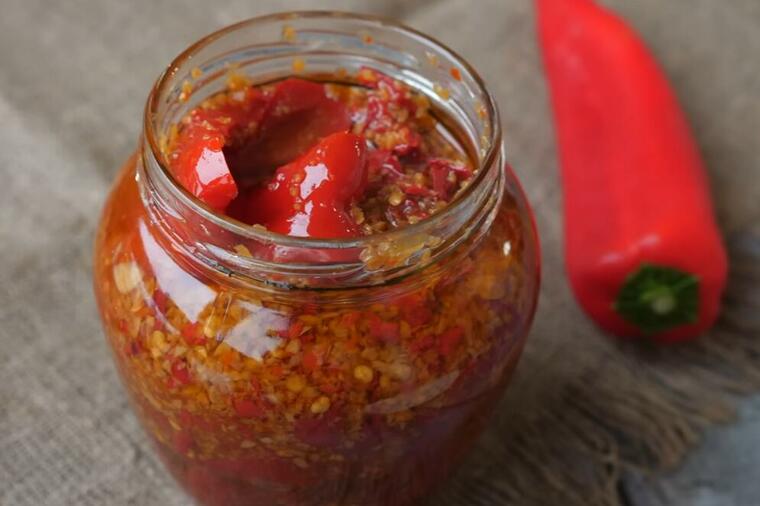 RECEPT ZA DOMAĆU LJUTENICU Oduševiće vas, odmah ćete je pripremiti za zimnicu