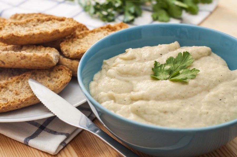 DORUČAK KOJI SE LAKO PRAVI: Namaz od patlidžana (RECEPT)