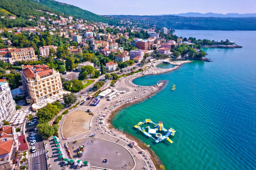 PORUKA JEDNOG DALMATINCA "Tirali ste Srbe i Bosance, a sad van oni spašavaju sezonu"