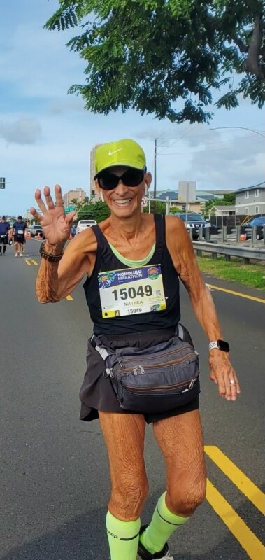Vitalna baka (93) je najstarija žena na svetu! Istrčala maratone i ne planira da stane
