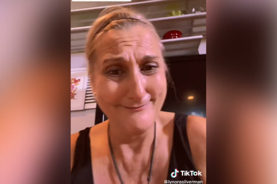 KUPILA POLOVNU TORBICU I UMALO NIJE DOŽIVELA INFARKT: Nisam mogla da verujem šta vidim unutra! VIDEO
