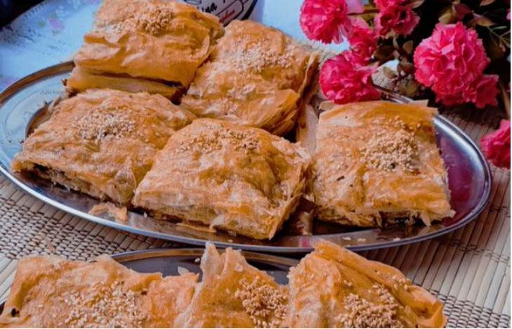 NAPRAVITE NAJUKUSNIJI POSNI SPECIJALITET Recept za kupusnjak s mladim lukom