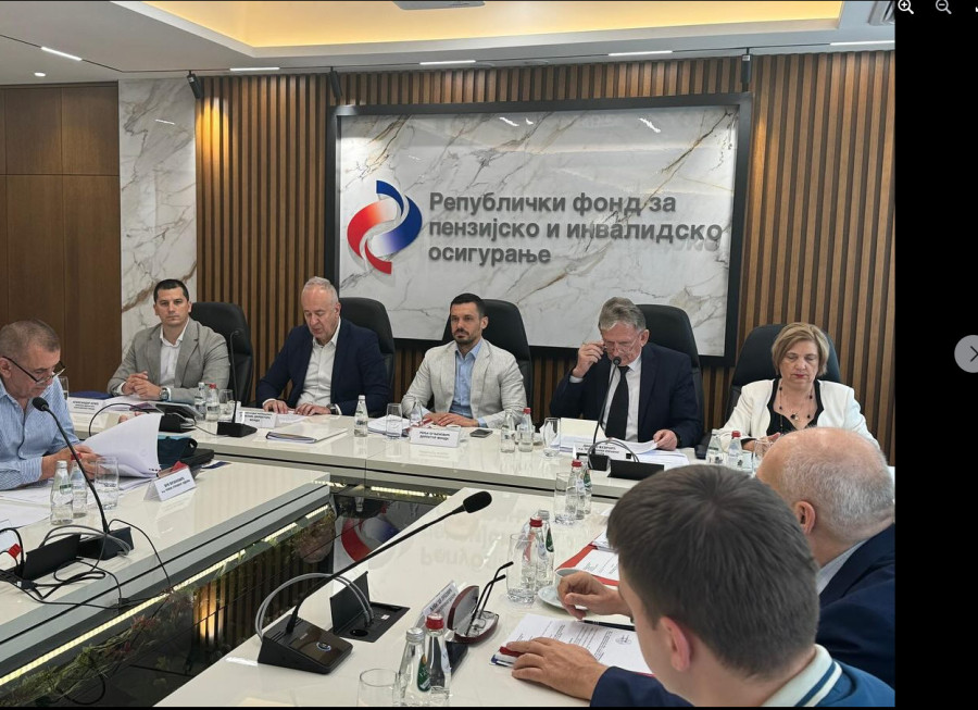 PENZIONERI, BEZ BRIGE ZA PENZIJE, REPUTACIJA FONDA RASTE A OVO JE RAZLOG Evo šta je rečeno na današnjoj sednici Upravnog odbora Fonda PIO