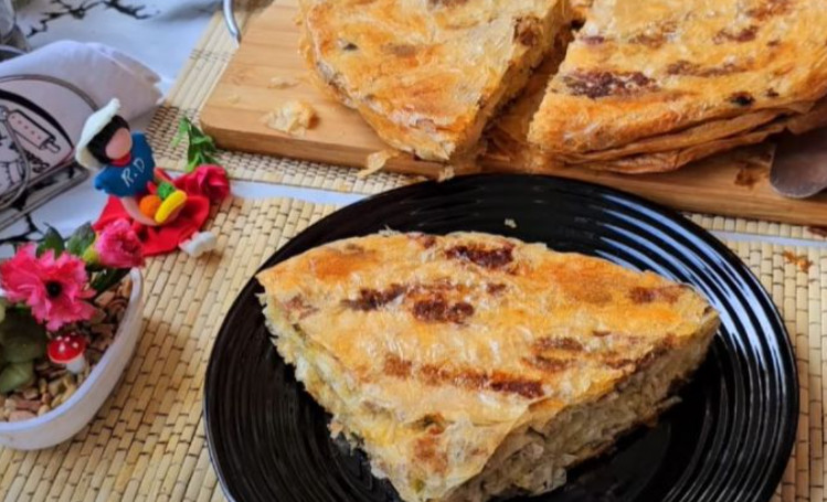 PITA OD MESA I MLADOG LUKA Recept za kombinaciju koja osvaja