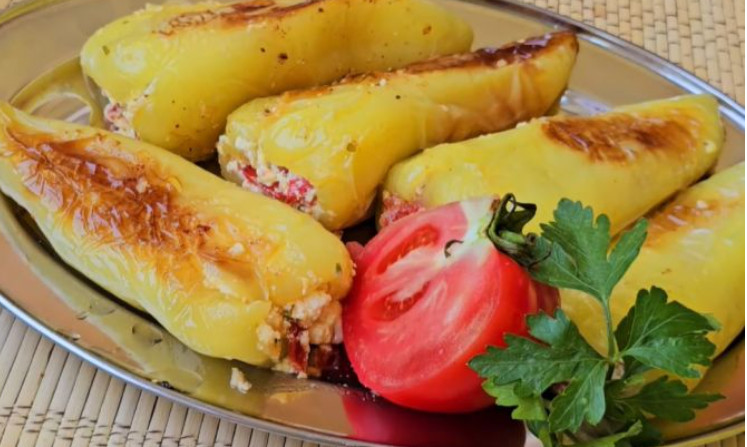 SAVRŠEN RUČAK Recept za prženu punjenu papriku