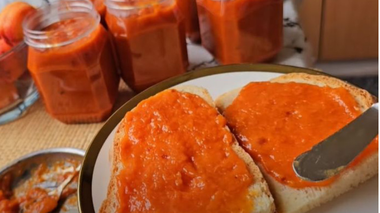 NAPRAVITE DOMAĆI DŽEM OD KAJSIJA BEZ KONZERVANSA Ovaj tradicionalni recept vratiće vas u stara, dobra vremena