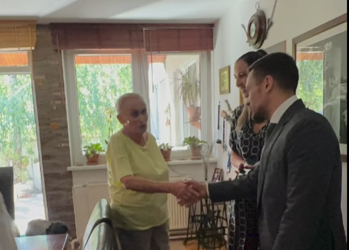 DIREKTOR FONDA PIO OBIŠAO PENZIONERKU I REŠIO PROBLEM NA LICU MESTA Bilo je reči o pravima osoba sa invaliditetom