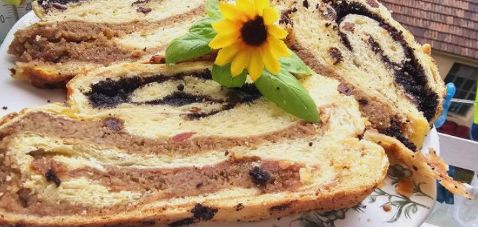 KOMBINOVANA ŠTRUDLA SA ORASIMA I MAKOM Ovaj recept sigurno još niste probali