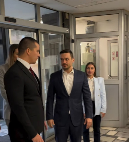 POKRAJINSKI PIO FOND JOŠ BOLJE U SLUŽBI KORISNIKA Relja Ognjenović posetio Fond u Novom Sadu, razgovor o predstojećim aktivnostima