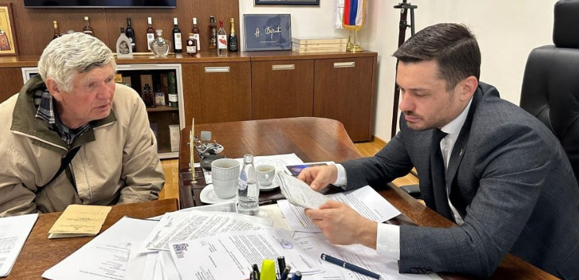 PONOVO SA GRAĐANIMA Direktor Fonda PIO i danas ih je primio i rešavao ove specifične probleme