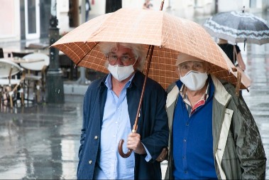 Batut ima hitnu poruku za nas - trebalo bi opet da nosimo maske