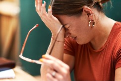 Zbog čega se javljaju glavobolje - nije stres, a nije ni napetost