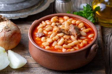 Trik iskusnih domaćica - Od ovog sastojka pasulj je skuvan za pola sata, košta samo 10 dinara