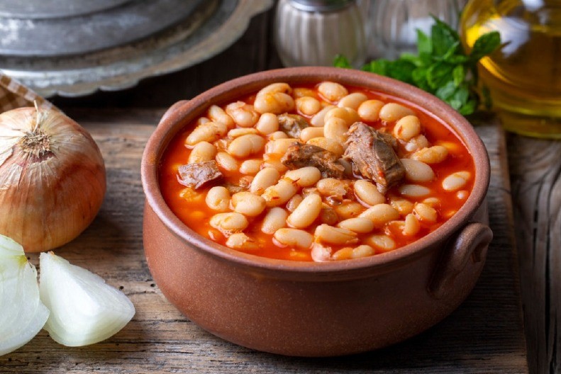 Trik iskusnih domaćica - Od ovog sastojka pasulj je skuvan za pola sata, košta samo 10 dinara