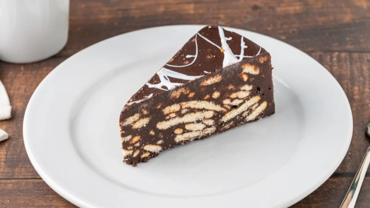  Čokoladna torta bez pečenja, priprema se za 10 minuta – desert za svaku priliku