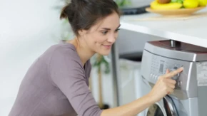 Postoji sjajan trik da beli veš ne požuti u mašini, ali treba biti oprezan