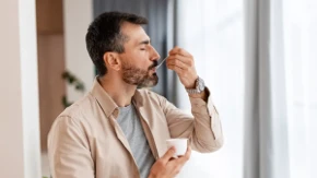 Kada je najbolje jesti jogurt za zdravlje creva - stručnjaci otkrivaju šta je zaista važno