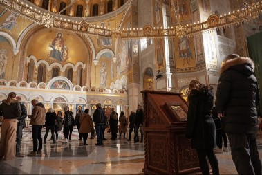 Kakvi vetrovi danas duvaju, takva će biti godina - SPC slavi Sveta tri jerarha