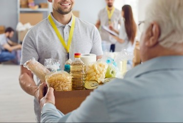 Evo kada kreće isporuka paketa za penzionere