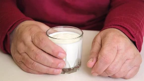 Pojeli ste jogurt kojem je istekao rok - stručnjaci otkrivaju kada je bezbedan, a kada može biti opasan