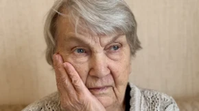 Nega kože u starijem dobu – kako sačuvati zdrav i negovan izgled