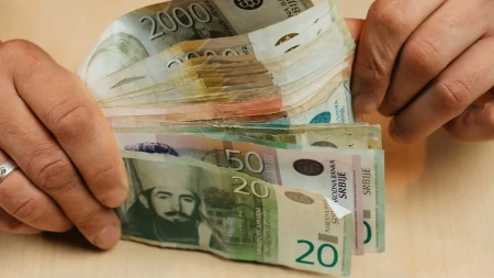 Kreću velike isplate državne pomoći - penzionerima do 50.000 u septembru 