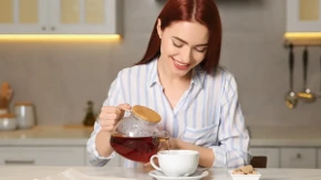 Da li se čaj računa kao voda? Jedna grupa ljudi mora da pripazi