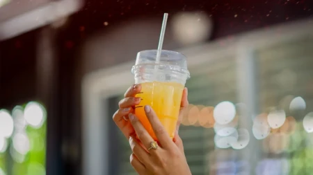 Kafa i sok od pomorandže u istoj čaši - viralni napitak koji osvaja društvene mreže